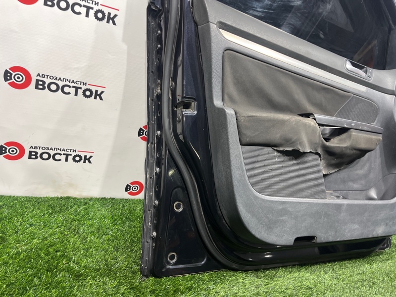 Дверь, 10000 рублей, Пешки