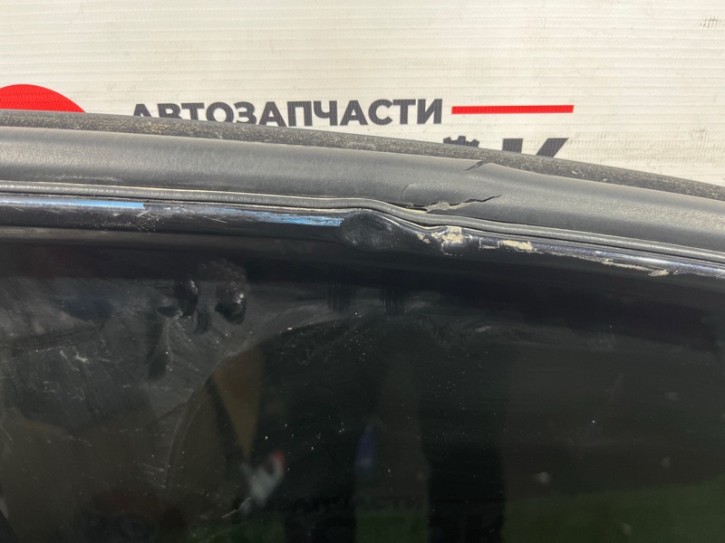 Дверь, 10000 рублей, Пешки