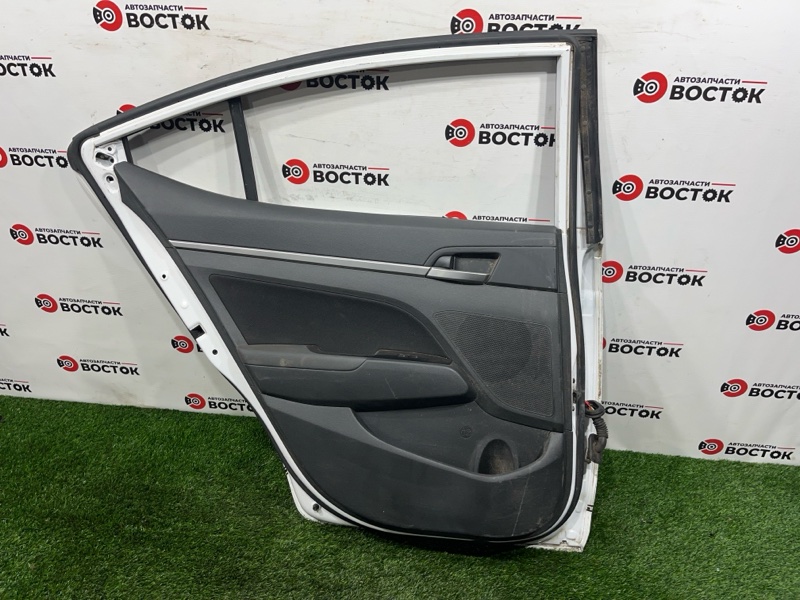 Дверь, 30000 рублей, Пешки