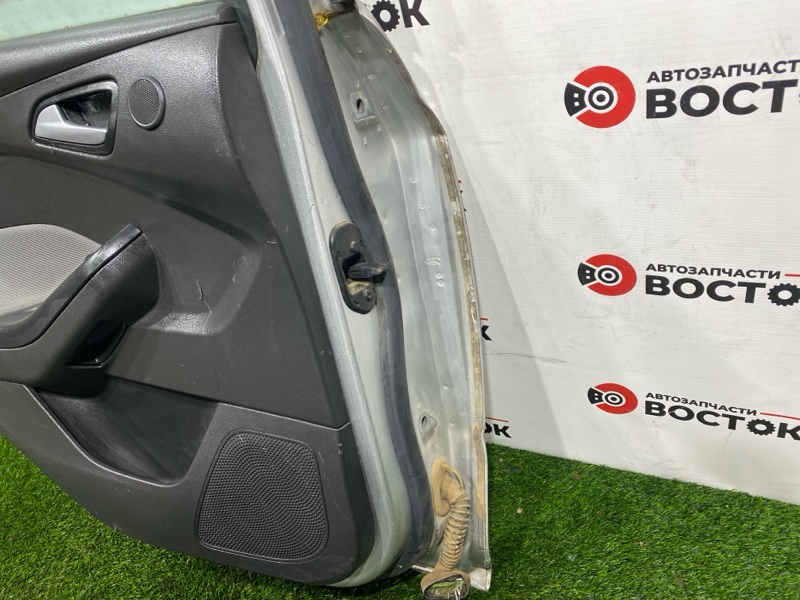 Дверь, 9000 рублей, Пешки