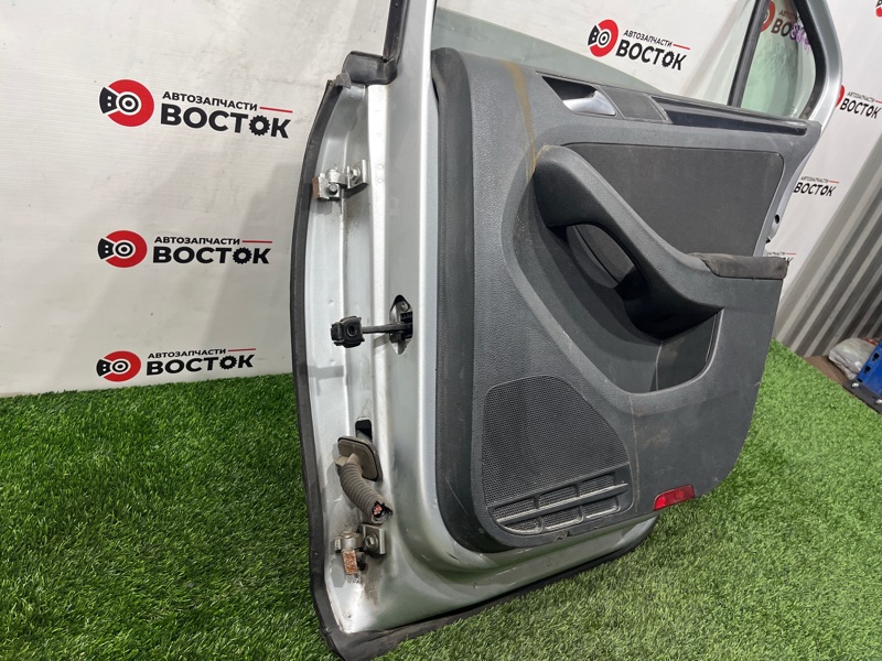 Дверь, 25000 рублей, Пешки