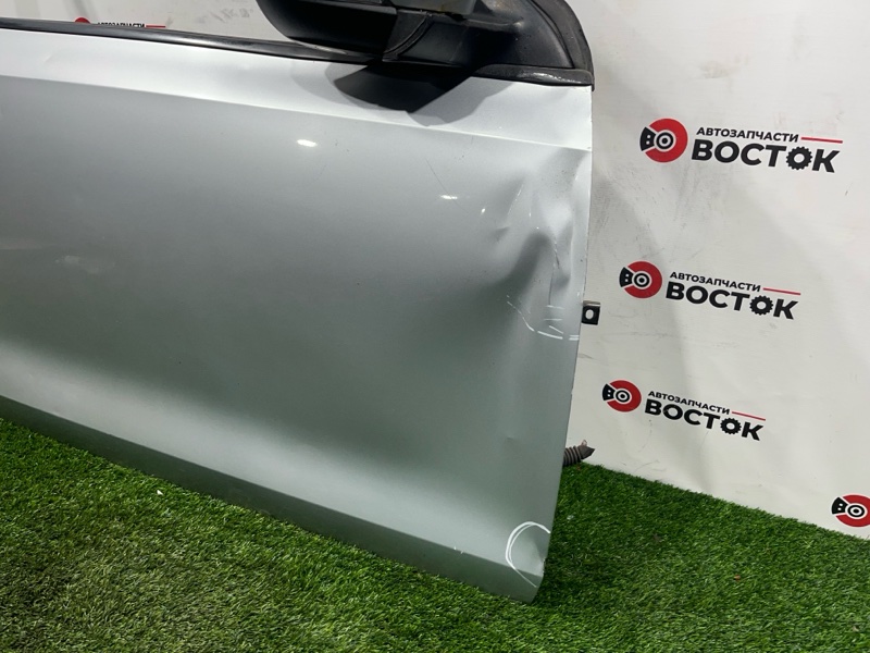 Дверь, 10000 рублей, Пешки