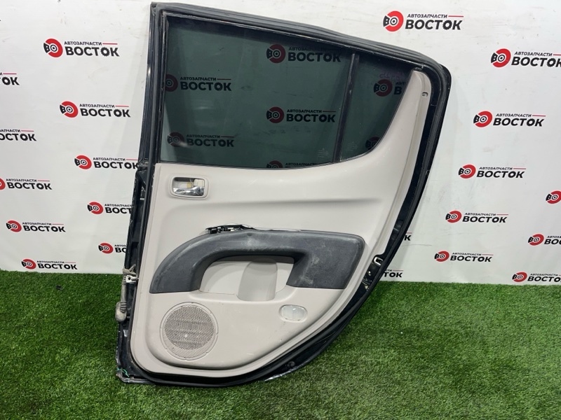 Дверь, 10000 рублей, Пешки