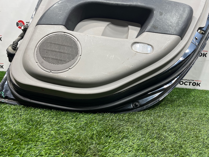 Дверь, 10000 рублей, Пешки