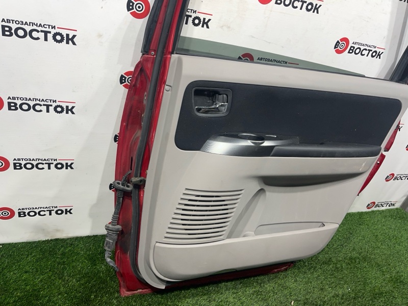 Дверь, 10000 рублей, Пешки