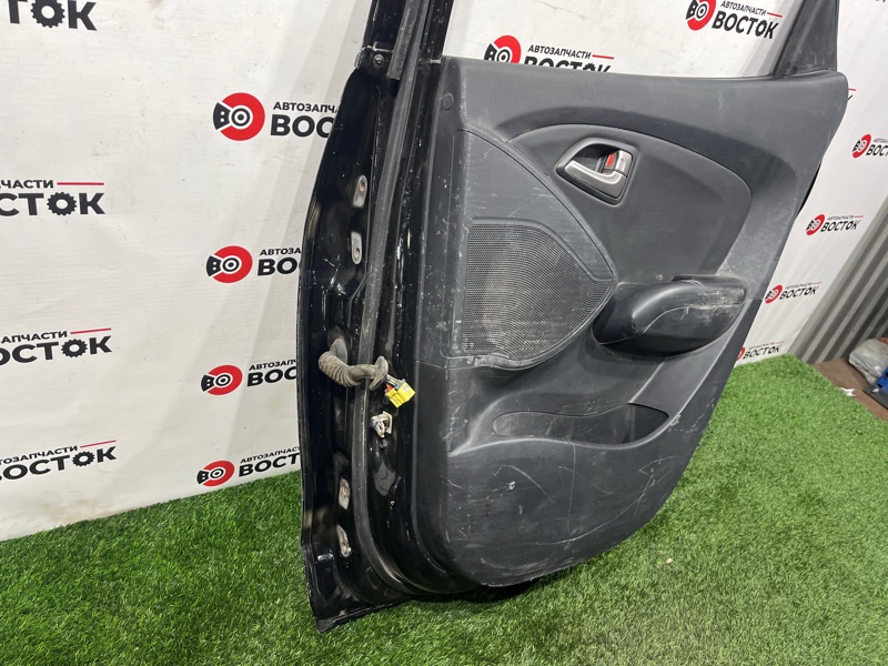 Дверь, 20000 рублей, Пешки