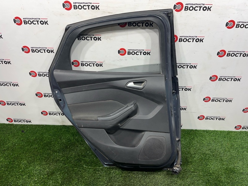 Дверь, 15000 рублей, Пешки