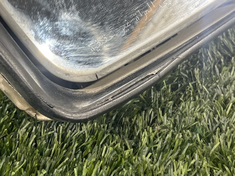 Зеркало боковое, 10000 рублей, Пешки