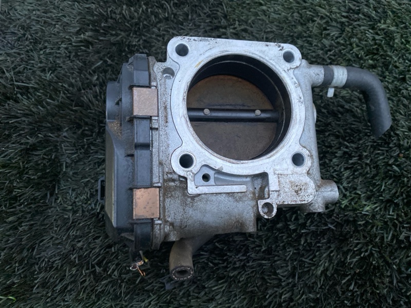 Дроссельная заслонка, 2000 рублей, Пешки