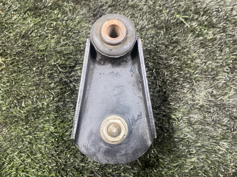 Серьга рессоры, 4000 рублей, Пешки