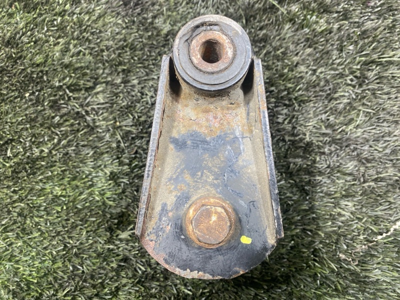 Серьга рессоры, 4000 рублей, Пешки