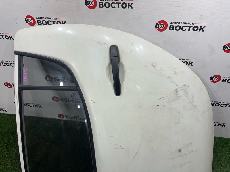 Дверь, 9000 рублей, Пешки