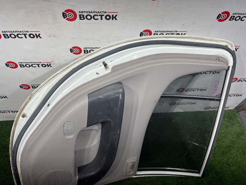 Дверь, 9000 рублей, Пешки