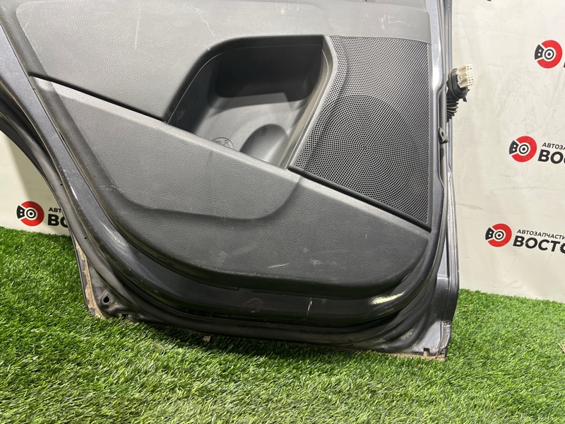 Дверь, 25000 рублей, Пешки