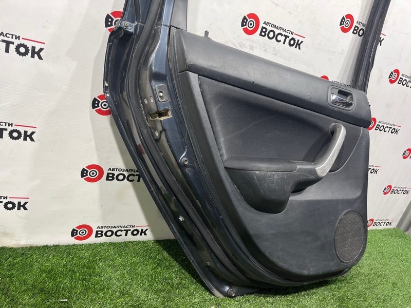 Дверь, 3000 рублей, Пешки