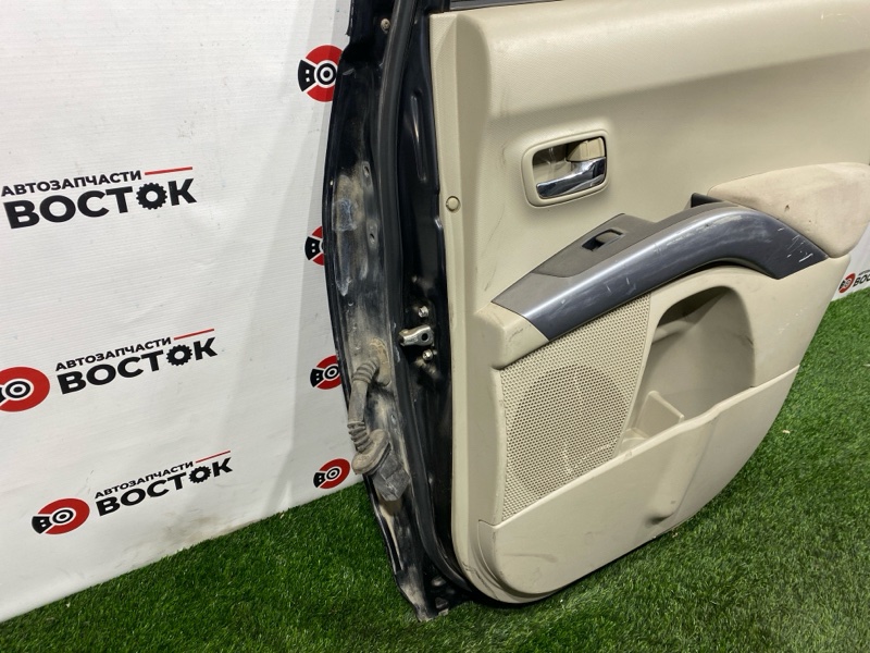 Дверь, 5000 рублей, Пешки