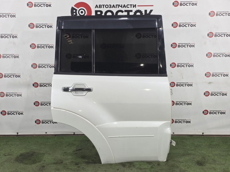 Дверь, 15000 рублей, Пешки