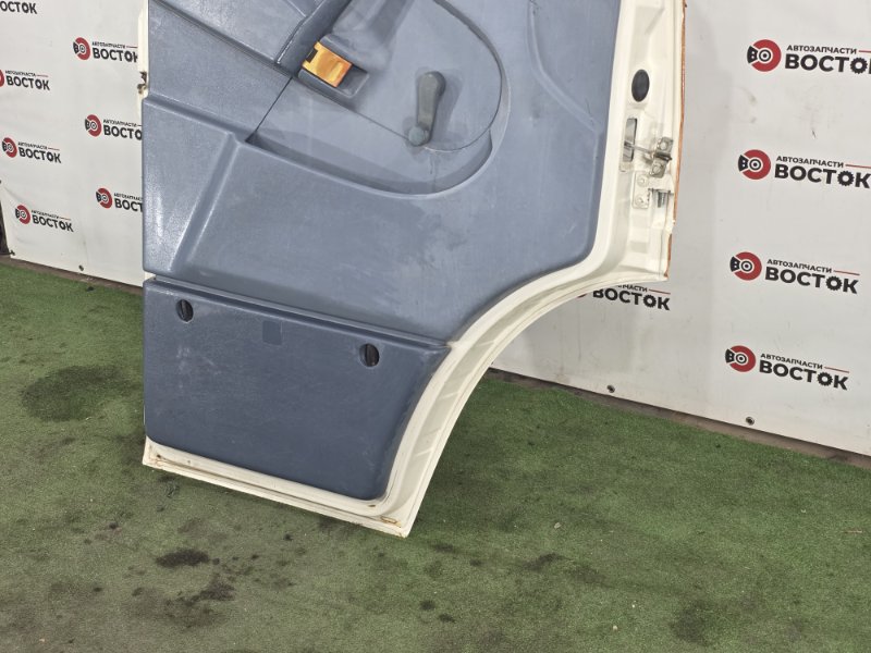 Дверь, 40000 рублей, Пешки