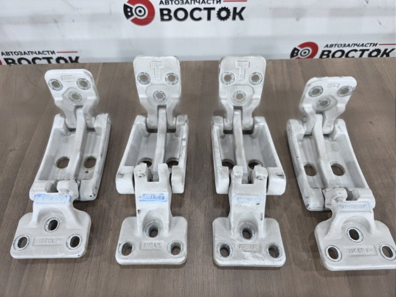 Петля двери багажника, 25000 рублей, Пешки