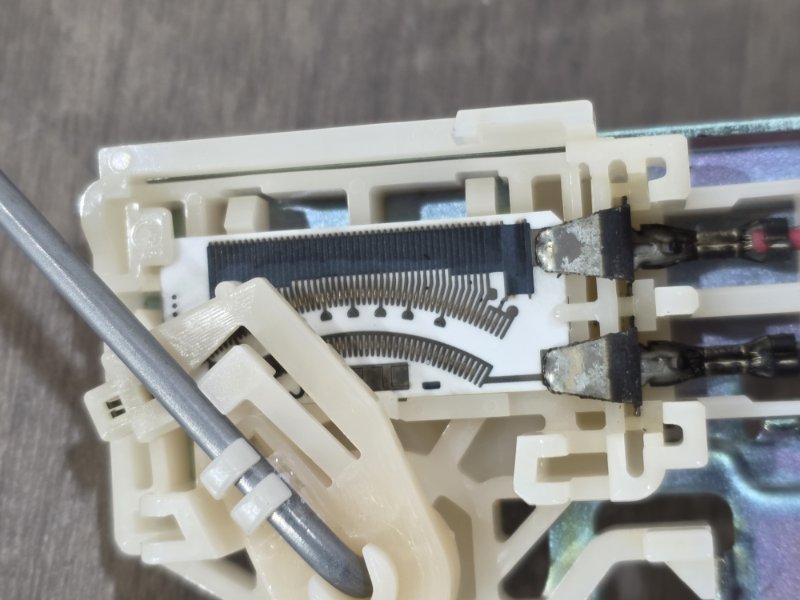 Датчик уровня топлива, 2000 рублей, Пешки