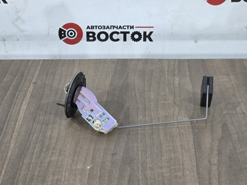 Датчик уровня топлива, 2000 рублей, Пешки