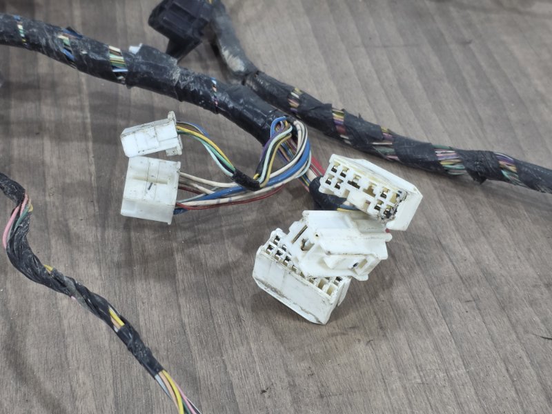 Блок предохранителей под капот, 5000 рублей, Пешки