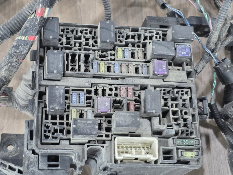 Блок предохранителей под капот, 5000 рублей, Пешки