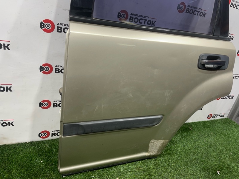 Дверь, 5000 рублей, Пешки