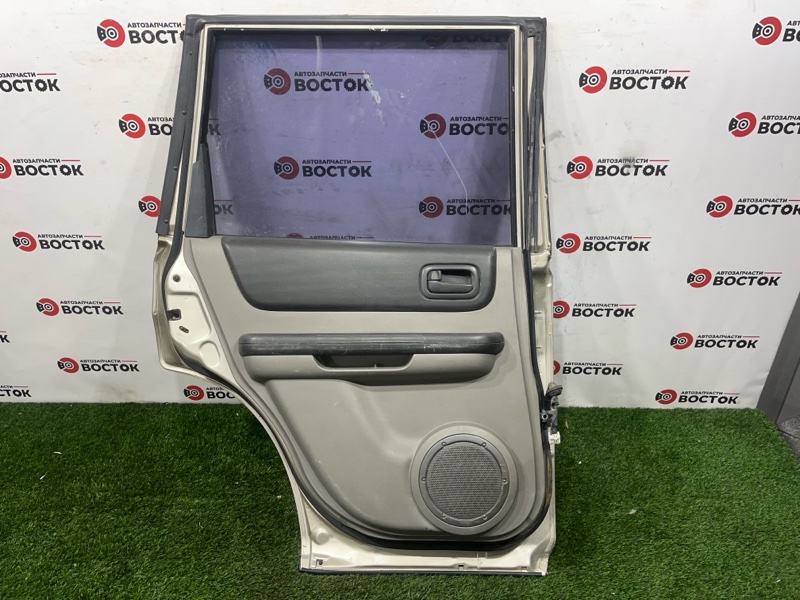 Дверь, 5000 рублей, Пешки