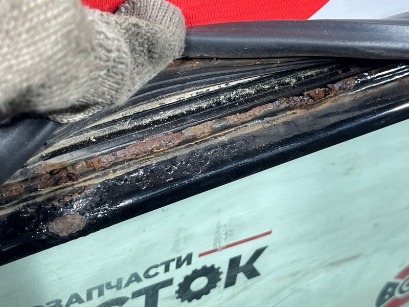 Дверь, 10000 рублей, Пешки