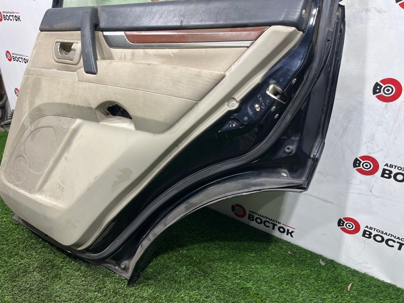 Дверь, 10000 рублей, Пешки