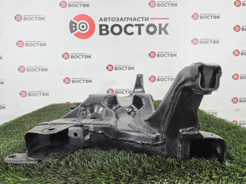 Подрамник, 10000 рублей, Пешки