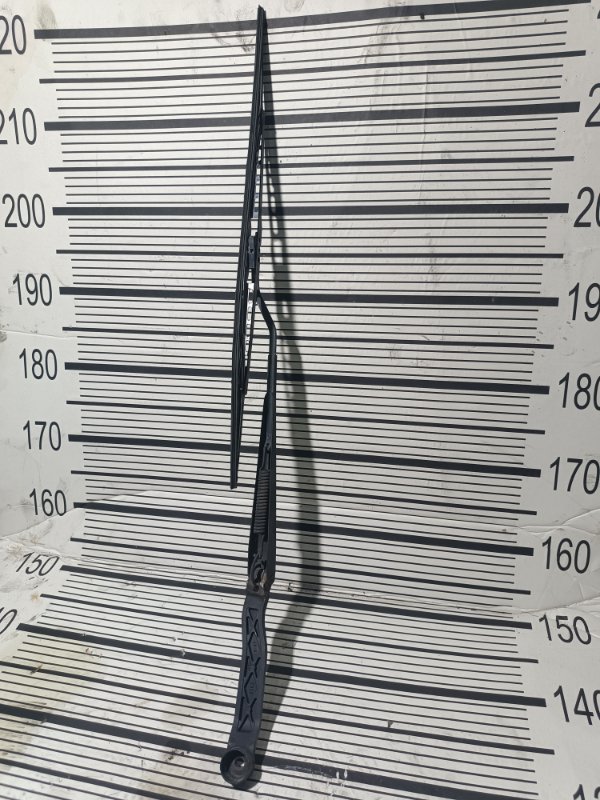 Поводок стеклоочистителя, 1000 рублей, Пешки
