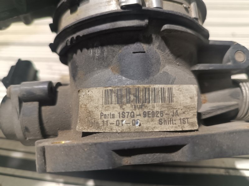 Дроссельная заслонка, 2000 рублей, Пешки