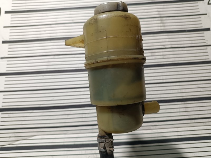 Бачок гидроусилителя руля, 500 рублей, Пешки