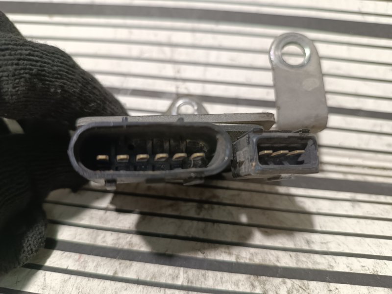 Коммутатор зажигания, 5000 рублей, Пешки