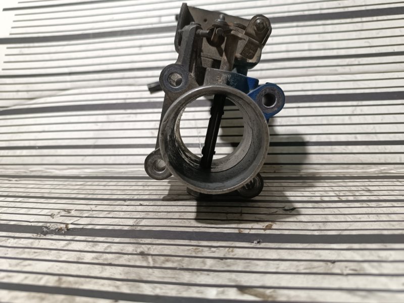 Дроссельная заслонка, 2000 рублей, Пешки