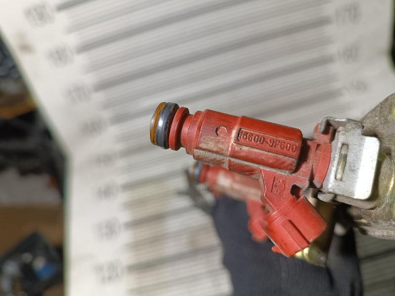 Форсунка топливная, 2000 рублей, Пешки