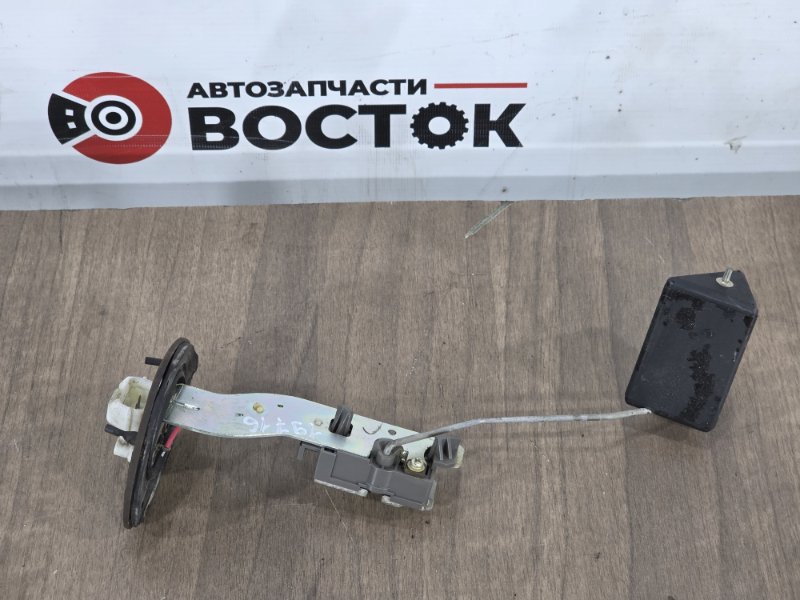 Датчик уровня топлива, 2000 рублей, Пешки