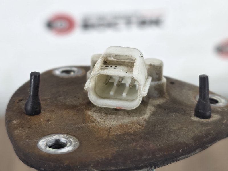 Датчик уровня топлива, 2000 рублей, Пешки