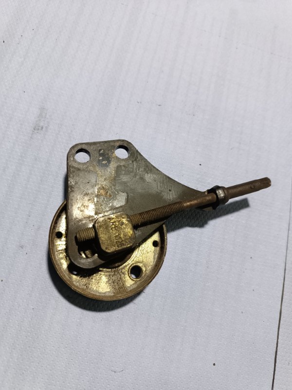 Натяжитель ремня генератора, 1200 рублей, Пешки