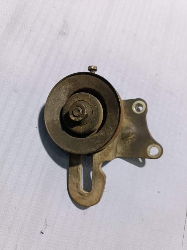 Натяжитель ремня кондиционера, 1200 рублей, Пешки