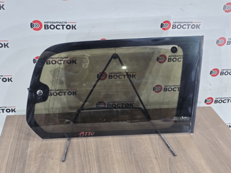 Стекло заднее, 14000 рублей, Пешки