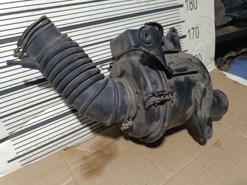 Корпус воздушного фильтра, 3000 рублей, Пешки