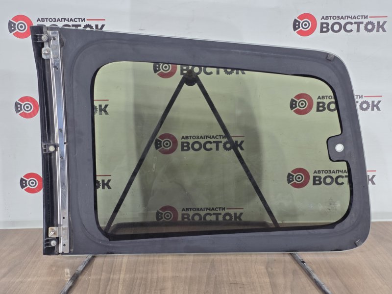 Стекло заднее, 12000 рублей, Пешки