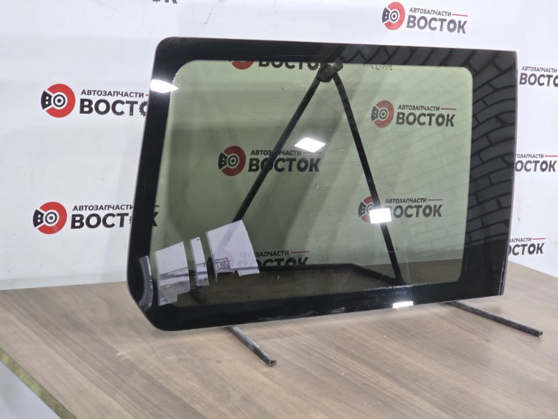 Стекло заднее, 7000 рублей, Пешки