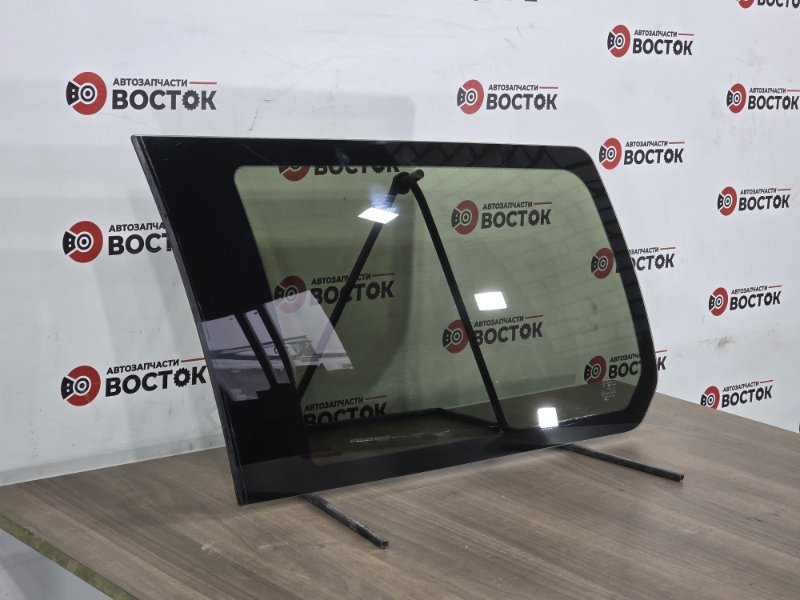 Стекло заднее, 7000 рублей, Пешки