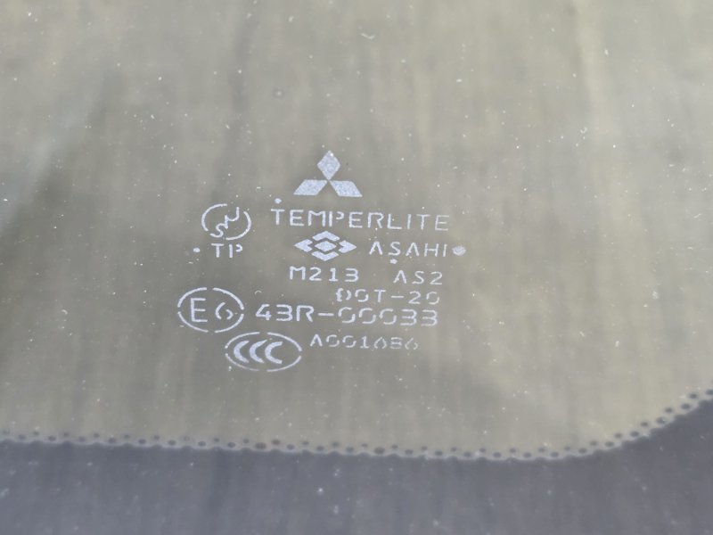 Стекло заднее, 7000 рублей, Пешки