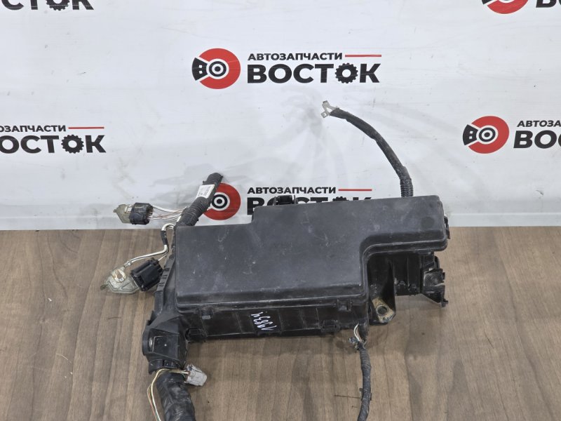 Блок предохранителей под капот, 15000 рублей, Пешки