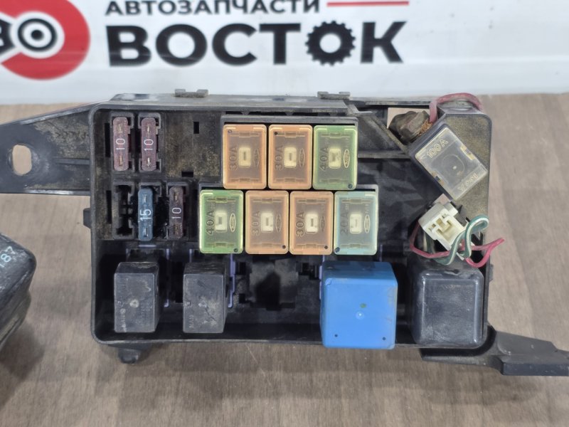 Блок предохранителей под капот, 1500 рублей, Пешки